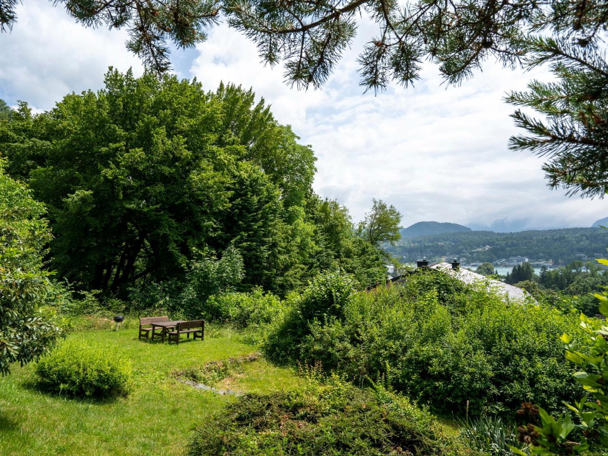 Appartement Mit Traumhaftem Seeblick